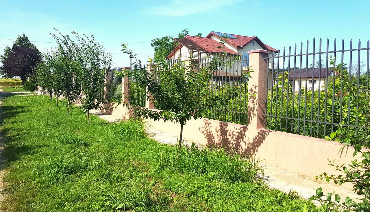 Nobless Villa Mereni  Exterior foto